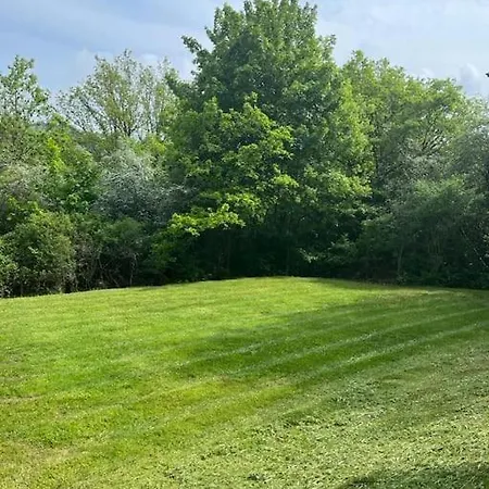 Retro Getaway At The Meuse Valley