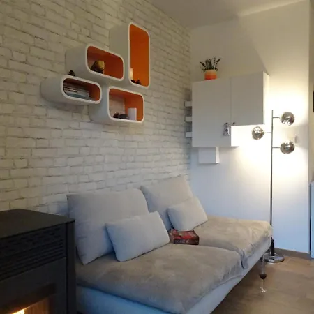 Retro Getaway At The Meuse Valley *